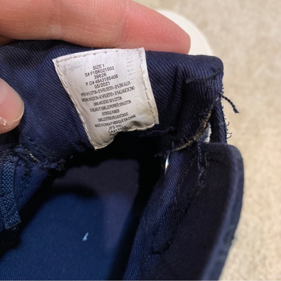 Joe Fresh Blue White High Top Sneakers Kids Size 1 Dinosaurs Print Strap NEW - Picture 13 of 14